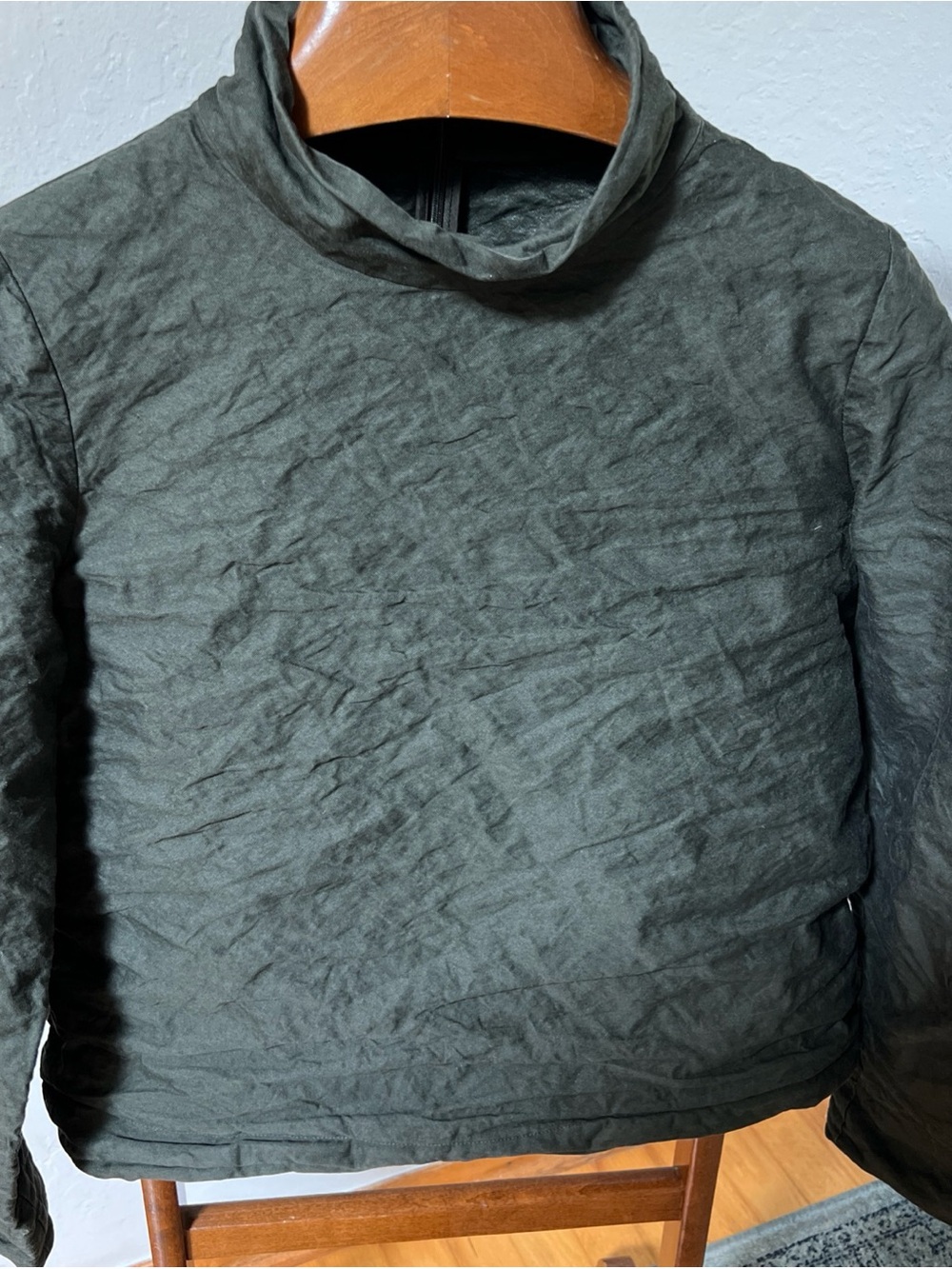 COS Womens Sz 8 Metallic Cotton Blend Crinkle Blouse Mock Neck Sculptural